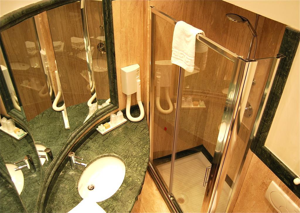 Luxury Ludovisi Rooms Róma Kültér fotó